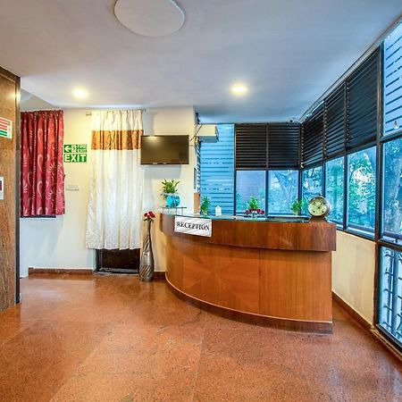 Hotel Royal Classio, Bangalore Buitenkant foto