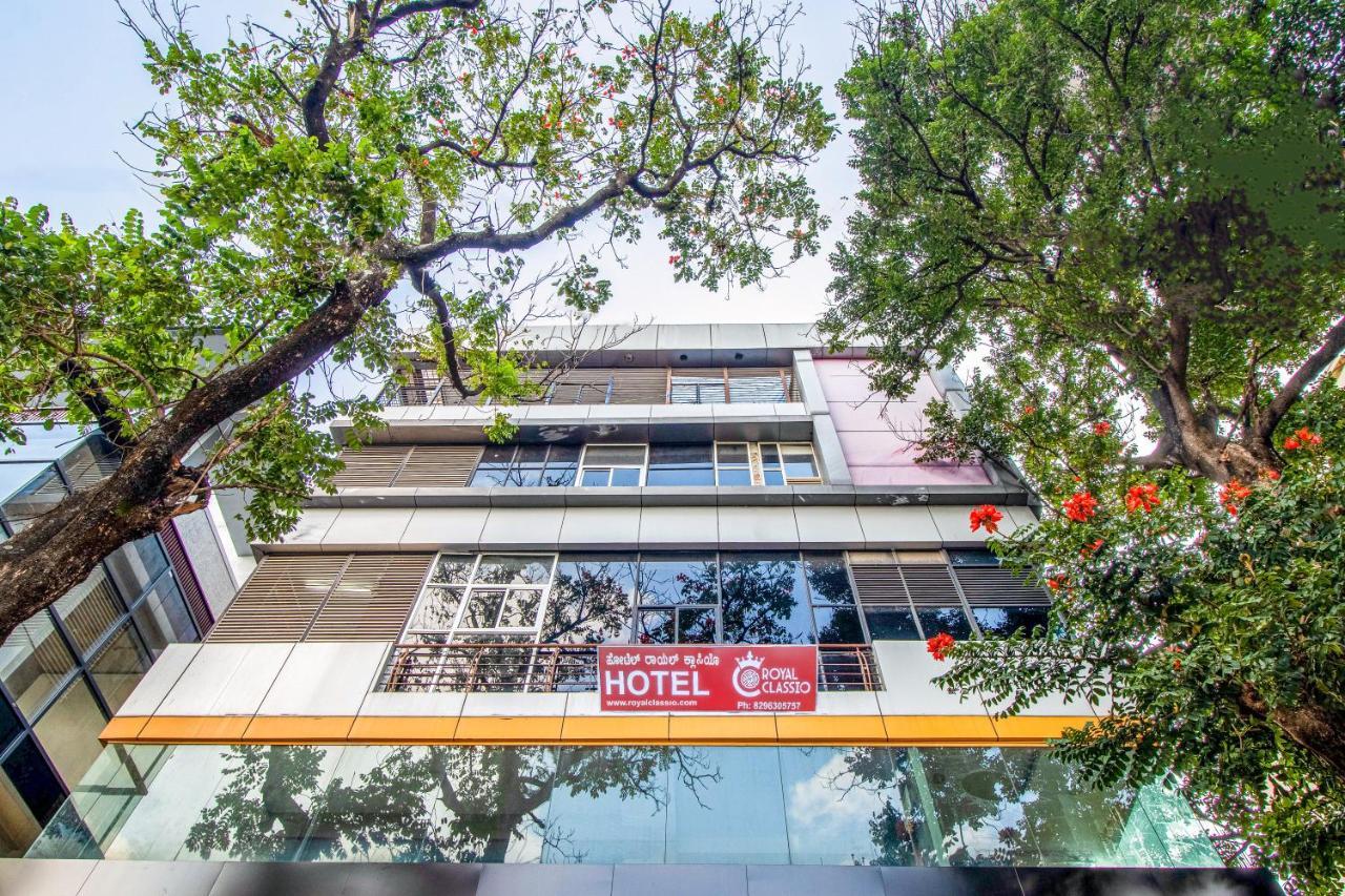 Hotel Royal Classio, Bangalore Buitenkant foto